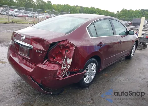 2010 Nissan Altima 2.5 S z USA, uszkodzony, nr VIN 1N4AL2AP7AN521701